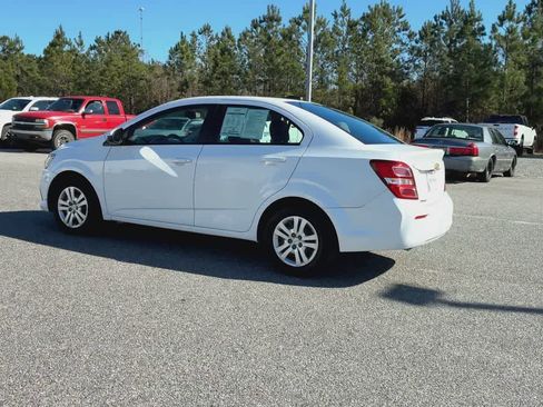 Used 2017 Chevrolet Sonic LS image 6