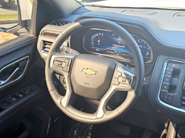 Used 2024 Chevrolet Tahoe LT w/ LT Signature Package AWD/4WD image 32