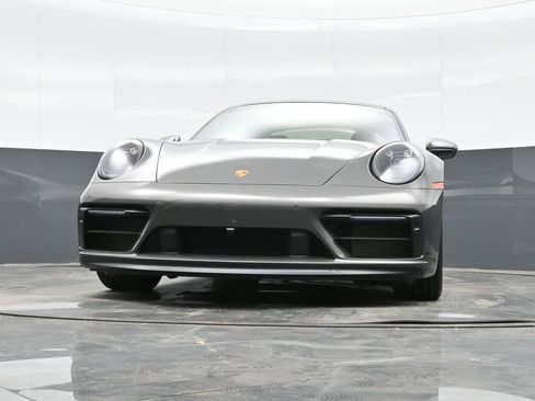 Certified 2022 Porsche 911 Carrera GTS image 41