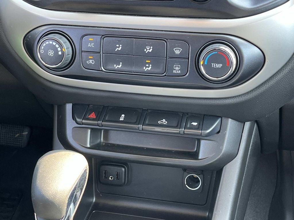Used 2022 Chevrolet Colorado LT w/ LT Convenience Package RWD image 14