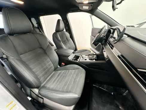 Used 2023 Mitsubishi Outlander SE Black Edition AWD/4WD image 22