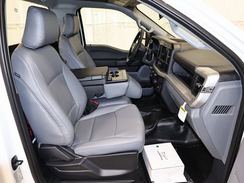 New 2026 Ford F550 4x4 Regular Cab Super Duty image 12