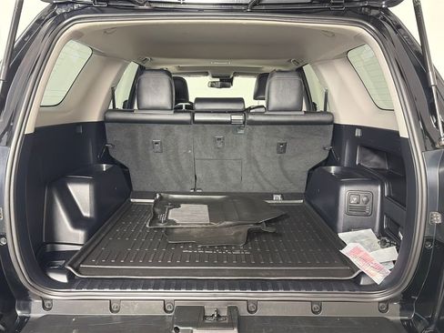 Used 2024 Toyota 4Runner SR5 Premium w/ Moonroof Package RWD image 27