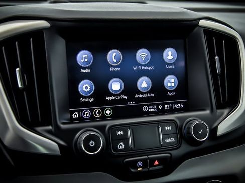 Used 2022 GMC Terrain SLT image 19