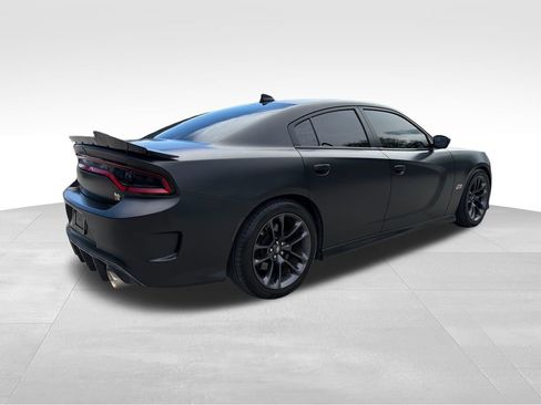Used 2022 Dodge Charger Scat Pack w/ Plus Group RWD image 8