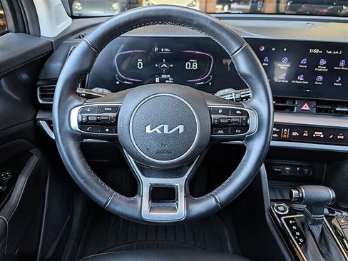 Used 2024 Kia Sportage EX AWD/4WD image 18
