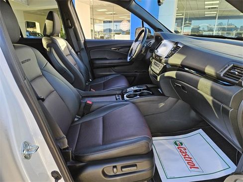 Used 2023 Honda Ridgeline Black Edition image 16