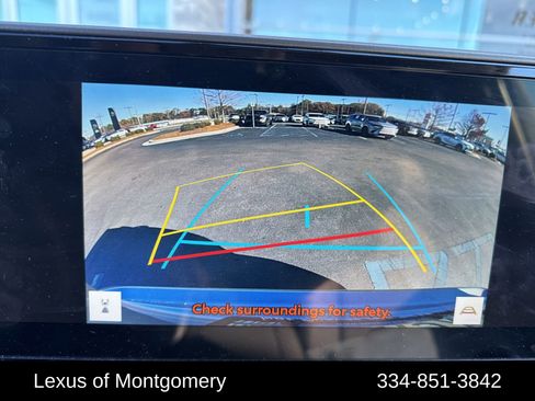 Used 2023 Toyota Highlander Limited image 18