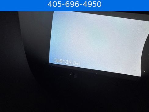 Used 2018 Ford Edge Titanium w/ Technology Package FWD image 7