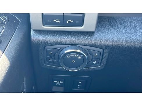 Used 2020 Ford F150 Lariat w/ Equipment Group 502A Luxury AWD/4WD image 23