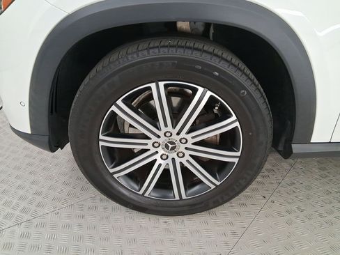 Used 2024 Mercedes-Benz GLE 350 4MATIC image 11