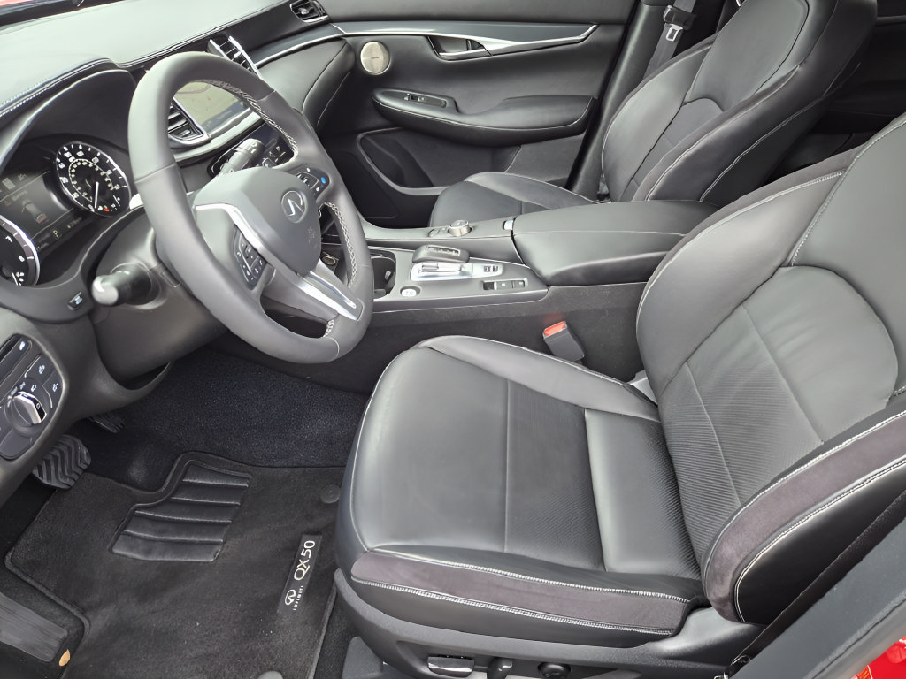 Used 2023 INFINITI QX50 Sport FWD image 12