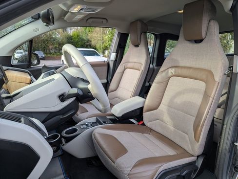 Used 2019 BMW i3 image 25