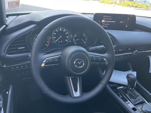 New 2026 MAZDA MAZDA3 Hatchback w/Premium Plus Pkg AWD/4WD image 32