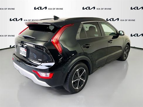 Certified 2023 Kia Niro EX image 7