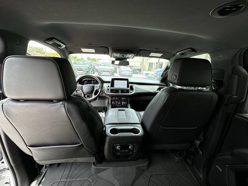 Certified 2023 Chevrolet Suburban RST RWD image 29