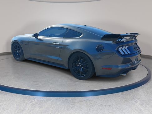 Used 2017 Ford Mustang GT Premium w/ Black Accent Package RWD image 7