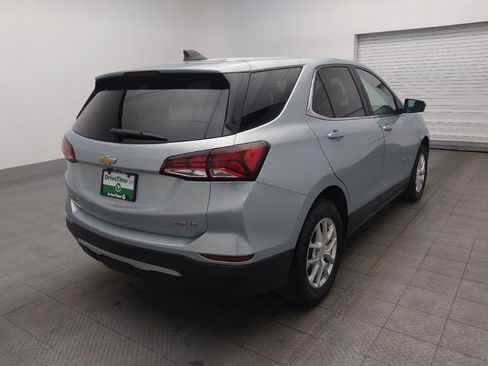Used 2022 Chevrolet Equinox LT w/ Driver Convenience Package image 9