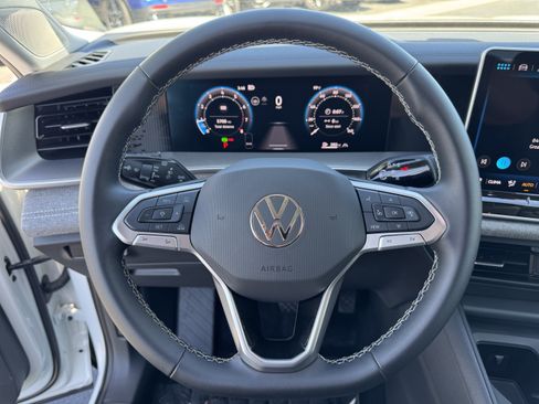 Certified 2025 Volkswagen Tiguan S AWD/4WD image 20