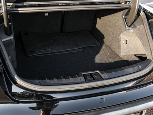 Used 2021 Porsche Taycan image 49