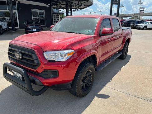 Used 2022 Toyota Tacoma SR AWD/4WD image 3