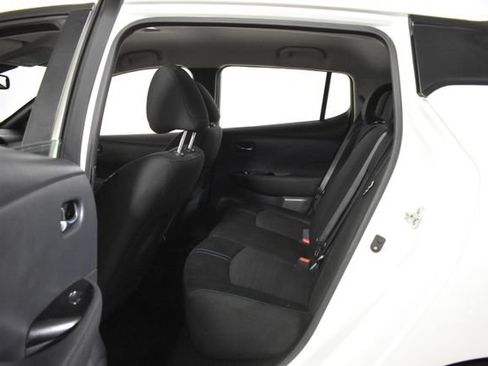 Certified 2023 Nissan Leaf SV Plus FWD image 29
