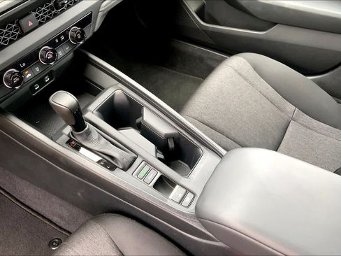 Used 2023 Honda Accord LX image 15