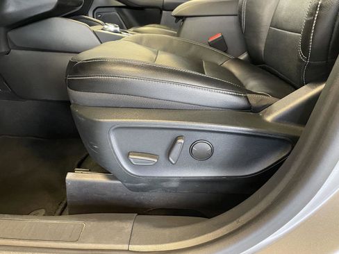 Used 2020 Ford Escape Titanium w/ Titanium Premium Package 2.0 image 20