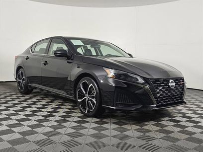 Used 2023 Nissan Altima 2.5 SR