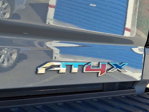 Used 2024 GMC Sierra 2500 AT4X image 31