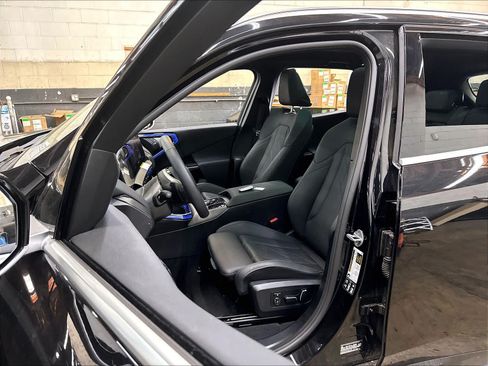 Used 2026 BMW X3 xDrive30i w/ Premium Package AWD/4WD image 27