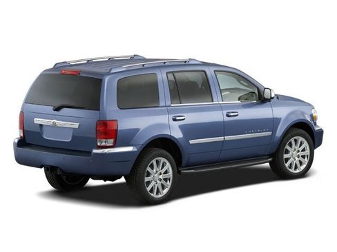 Used 2008 Chrysler Aspen Limited AWD/4WD image 2