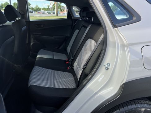 Used 2023 Hyundai Kona SE AWD/4WD image 22