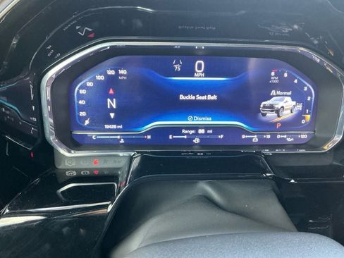 Used 2025 Chevrolet Silverado 1500 ZR2 w/ Technology Package image 17