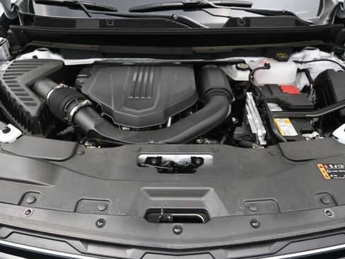 New 2026 Chevrolet Traverse LT w/ Driver Confidence Package FWD image 32