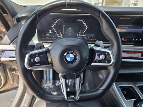 Used 2023 BMW 740i w/ Parking Assistance Package RWD image 15