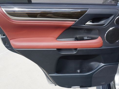 Certified 2021 Lexus LX 570 4WD w/ Luxury Package image 32