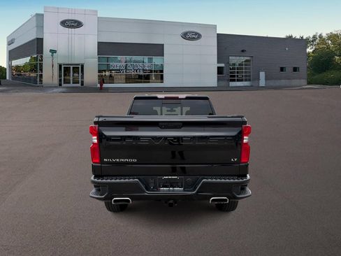 Used 2020 Chevrolet Silverado 1500 LT Trail Boss AWD/4WD image 8