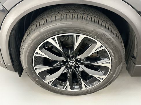 Used 2024 MAZDA CX-90 Plug-In Hybrid w/ Premium Plus AWD/4WD image 11