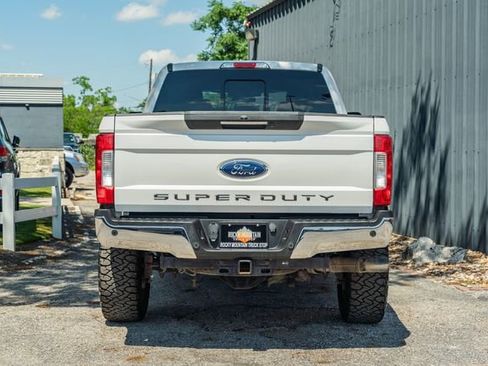 Used 2019 Ford F350 Lariat w/ Lariat Ultimate Package AWD/4WD image 5