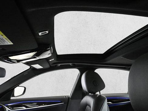 Used 2022 BMW 530i xDrive 530i xDrive w/ Convenience Package image 16