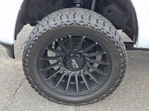 Used 2022 RAM 3500 Big Horn w/ Night Edition AWD/4WD image 29