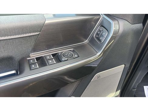 Used 2023 Ford F150 Lariat w/ Equipment Group 502A High AWD/4WD image 20