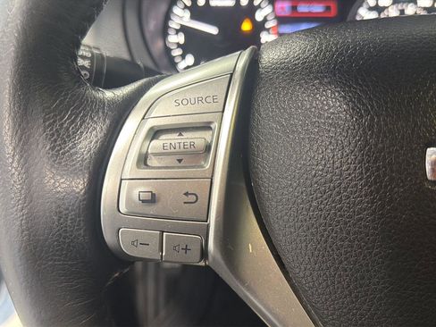 Used 2018 Nissan Altima 2.5 SV image 18