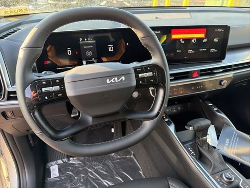 New 2026 Kia Sorento S image 12