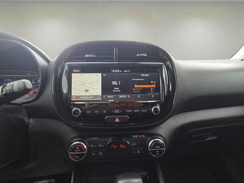 Used 2020 Kia Soul GT-Line Turbo FWD image 10
