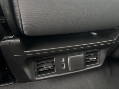Used 2023 Chevrolet Silverado 1500 LT image 29