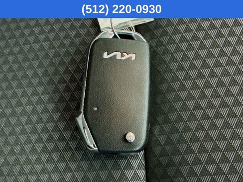 Used 2022 Kia Soul LX image 34