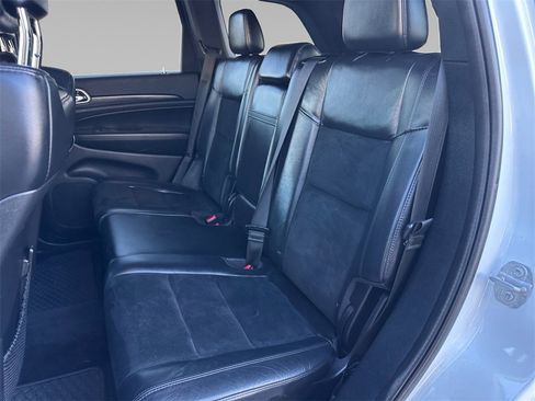 Used 2018 Jeep Grand Cherokee Altitude image 15