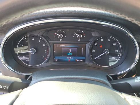 Used 2022 Buick Encore Preferred w/ Safety Package image 21